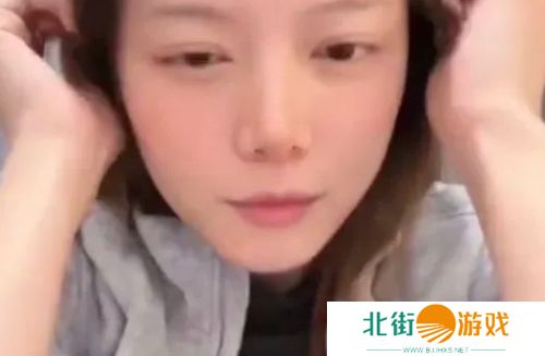 骆歆在某音乞求礼物无人搭理,网友吐槽其背叛某鱼,本人回应:和平分手