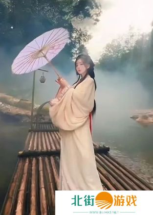 冯提莫晒古风美照,战国造型太好看,优雅气质藏不住,网友:简直判若两人