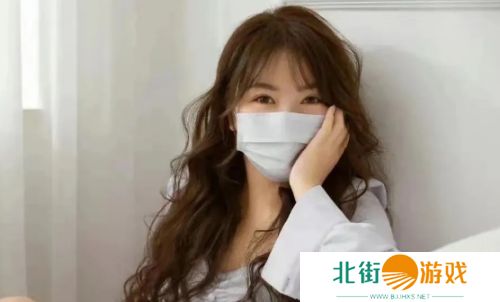 一条小团团罕见开播,全程黑屏不见脸,直播生日礼物破万元,网友热议